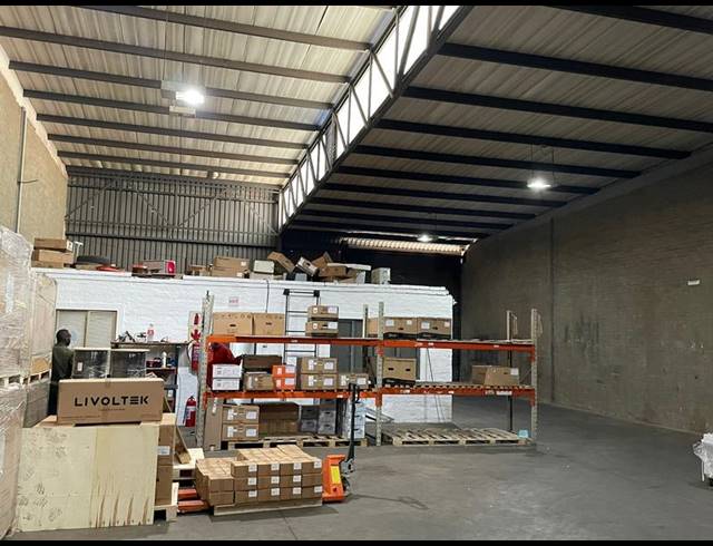INDUSTRIAL PROPERTY TO RENT IN HENNOPSPARK